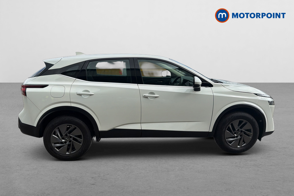 Nissan Qashqai Acenta Premium Manual Petrol SUV - Stock Number (1650854) - Passenger side