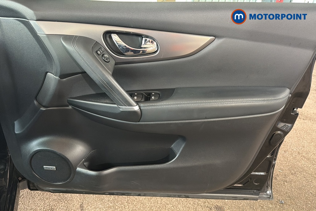 Nissan Qashqai Tekna-Plus Manual Petrol SUV - Stock Number (1650860) - 18th supplementary image