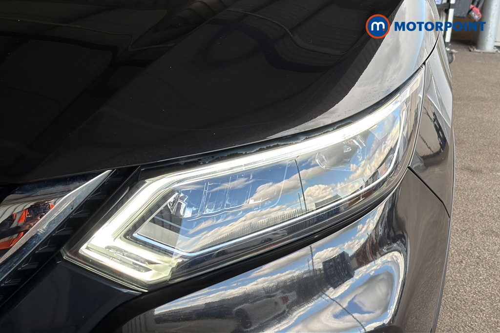 Nissan Qashqai Tekna-Plus Manual Petrol SUV - Stock Number (1650860) - 42nd supplementary image