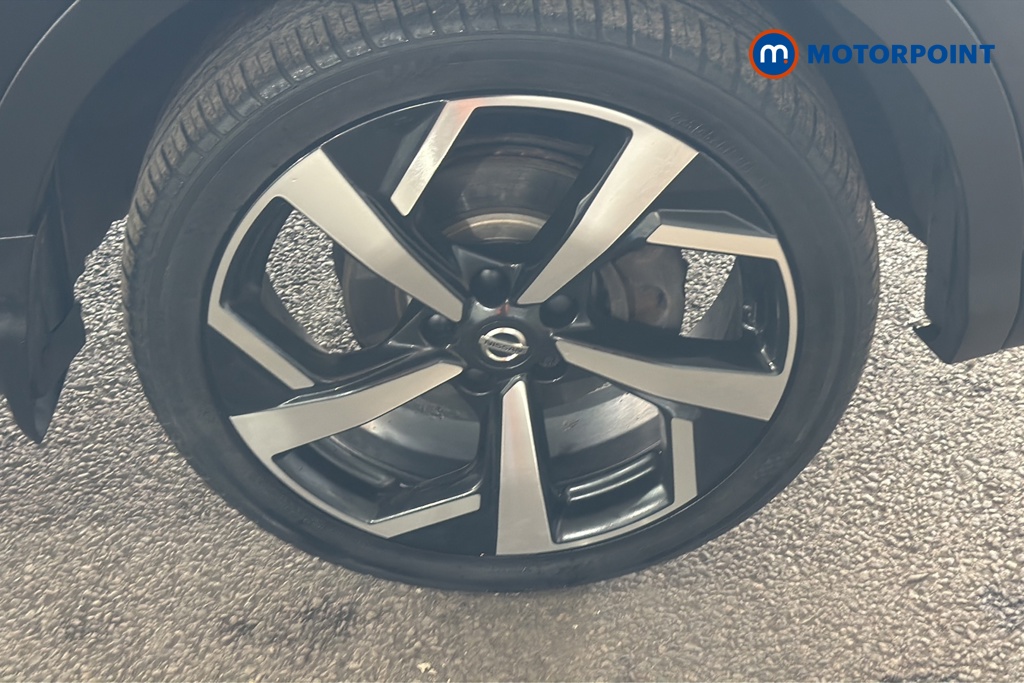 Nissan Qashqai Tekna-Plus Manual Petrol SUV - Stock Number (1650860) - 47th supplementary image