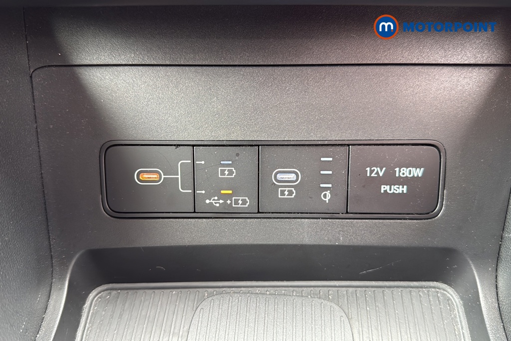 Hyundai Tucson Premium Manual Petrol SUV - Stock Number (1651161) - 17th supplementary image