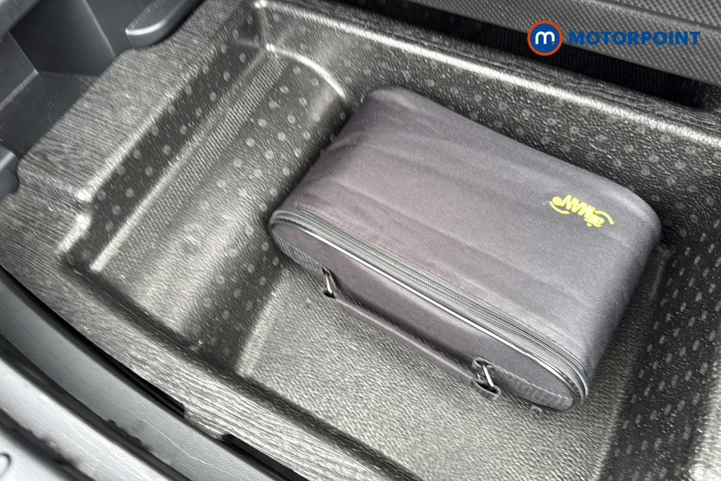 Hyundai Tucson Premium Manual Petrol SUV - Stock Number (1651161) - 33rd supplementary image