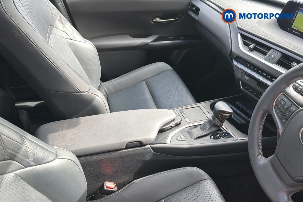 Lexus UX Takumi Automatic Petrol-Electric Hybrid SUV - Stock Number (1651257) - 15th supplementary image