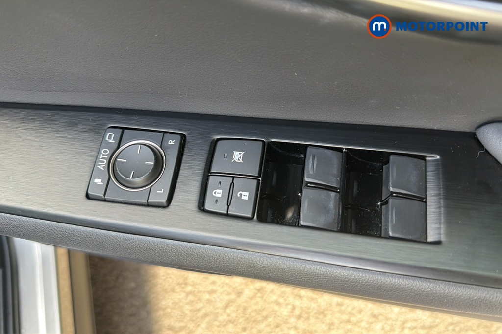 Lexus UX Takumi Automatic Petrol-Electric Hybrid SUV - Stock Number (1651257) - 19th supplementary image