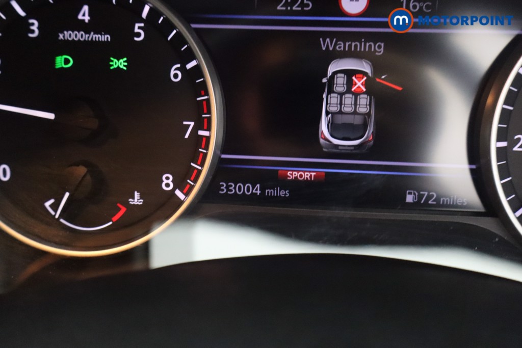 Nissan Juke N-Connecta Manual Petrol SUV - Stock Number (1651276) - 11th supplementary image