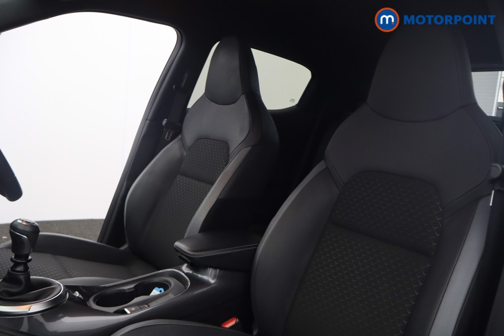 Nissan Juke N-Connecta Manual Petrol SUV - Stock Number (1651276) - 18th supplementary image