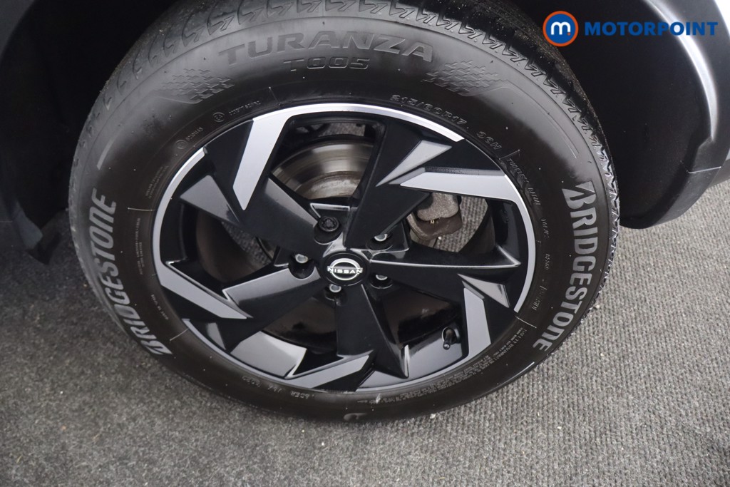 Nissan Juke N-Connecta Manual Petrol SUV - Stock Number (1651276) - 25th supplementary image