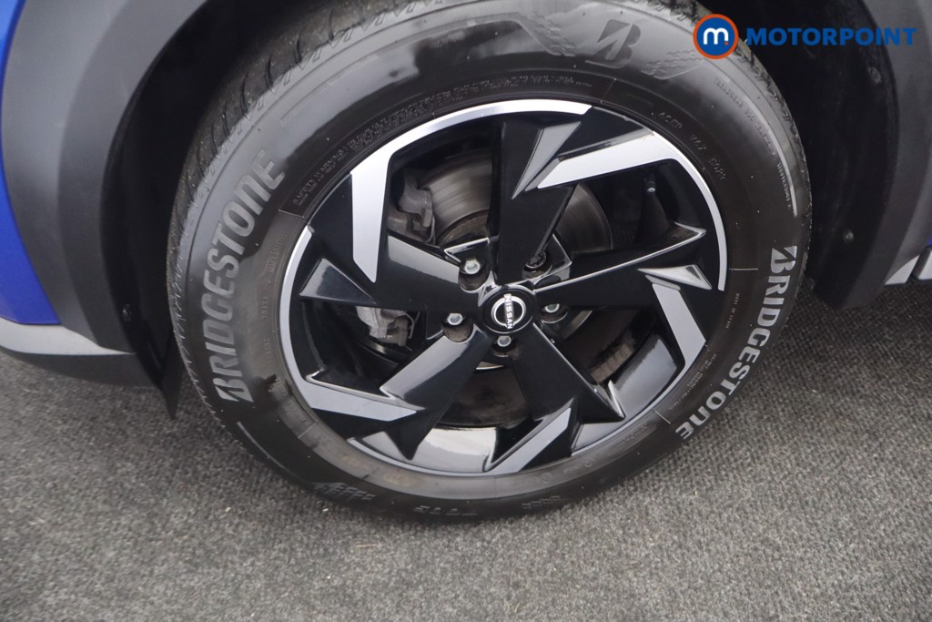 Nissan Juke N-Connecta Manual Petrol SUV - Stock Number (1651276) - 26th supplementary image