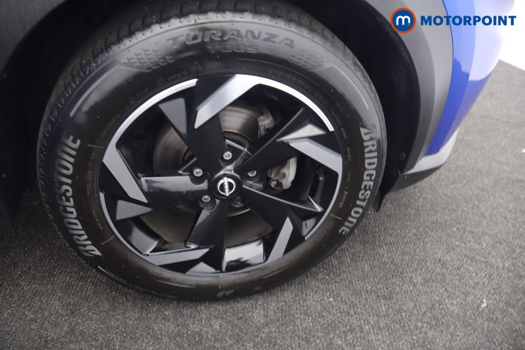 Nissan Juke N-Connecta Manual Petrol SUV - Stock Number (1651276) - 27th supplementary image