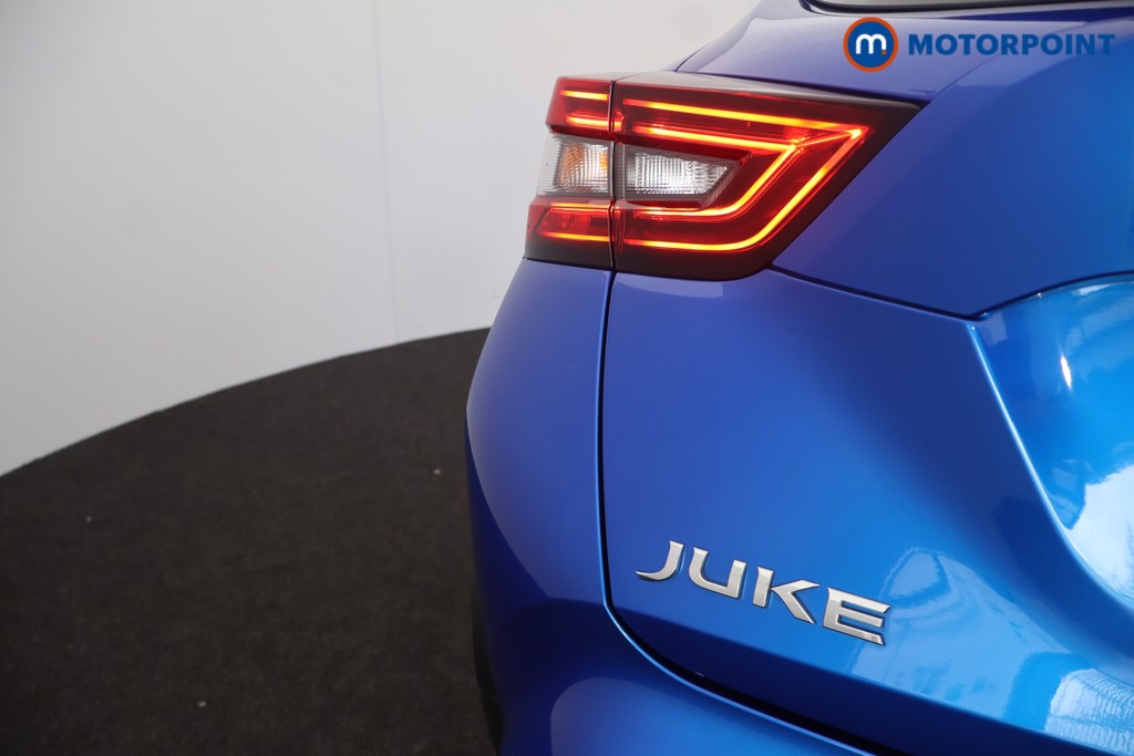 Nissan Juke N-Connecta Manual Petrol SUV - Stock Number (1651276) - 32nd supplementary image