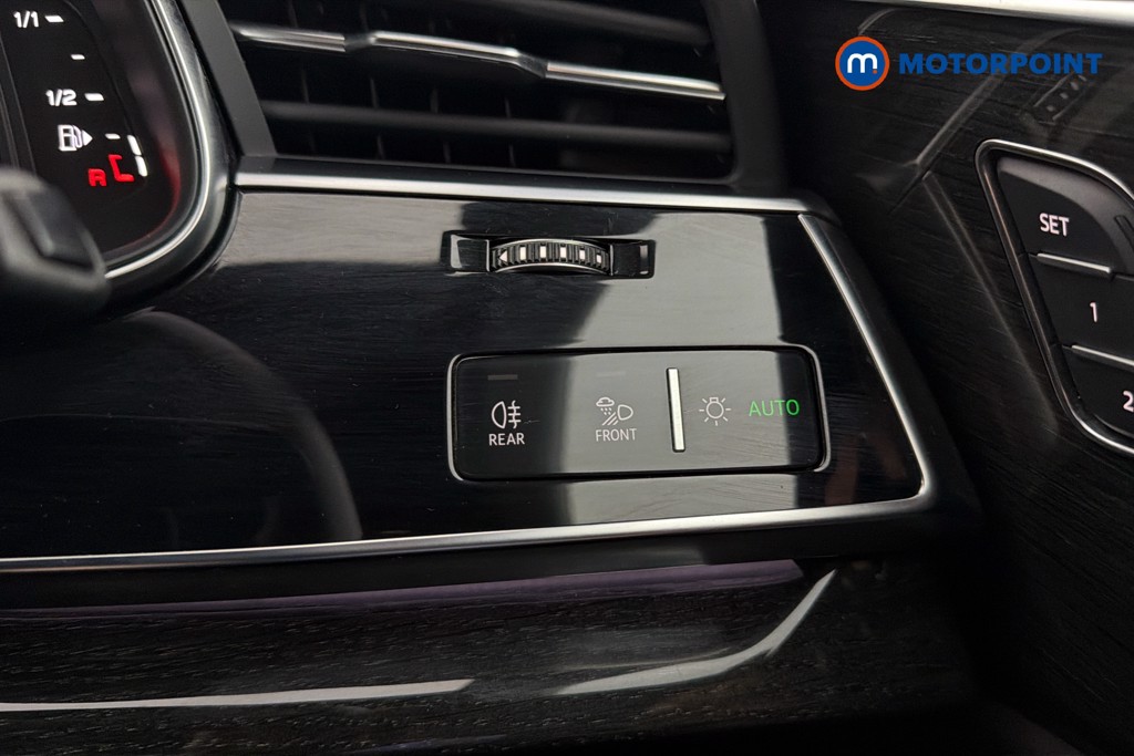Audi Q8 Black Edition Automatic Petrol Plug-In Hybrid SUV - Stock Number (1651501) - 18th supplementary image
