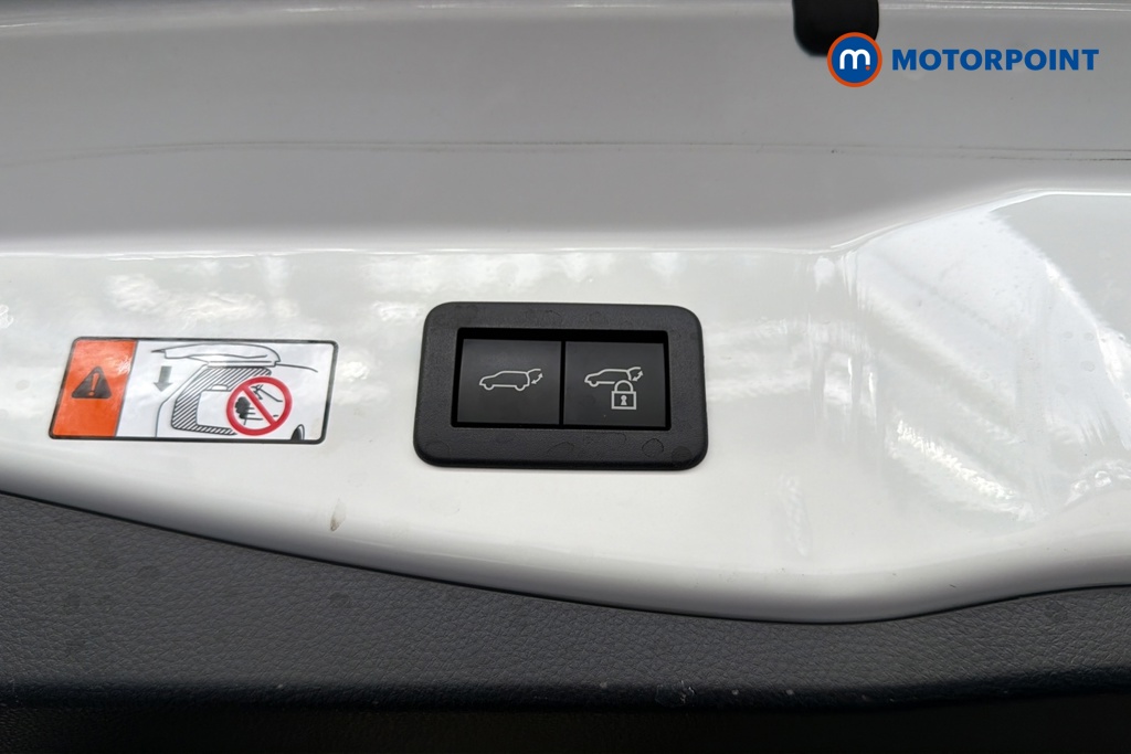 Toyota C-Hr Design Automatic Petrol-Electric Hybrid SUV - Stock Number (1651709) - 35th supplementary image