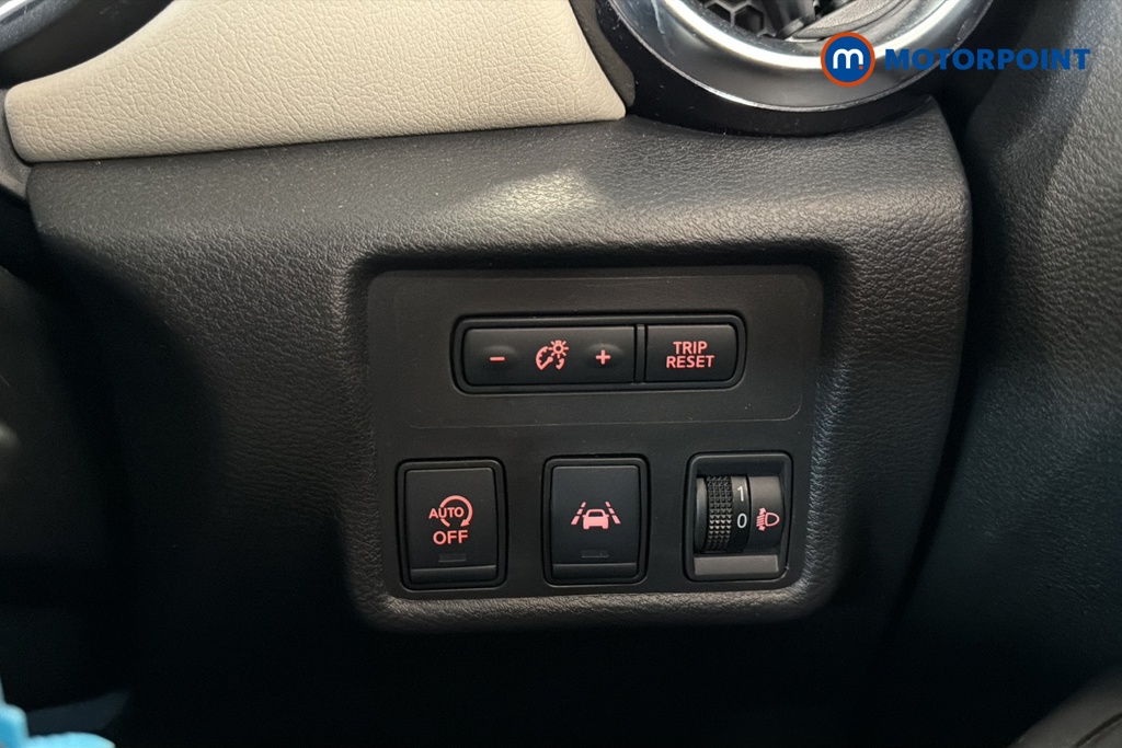 Nissan Micra Acenta Manual Petrol Hatchback - Stock Number (1652162) - 11th supplementary image