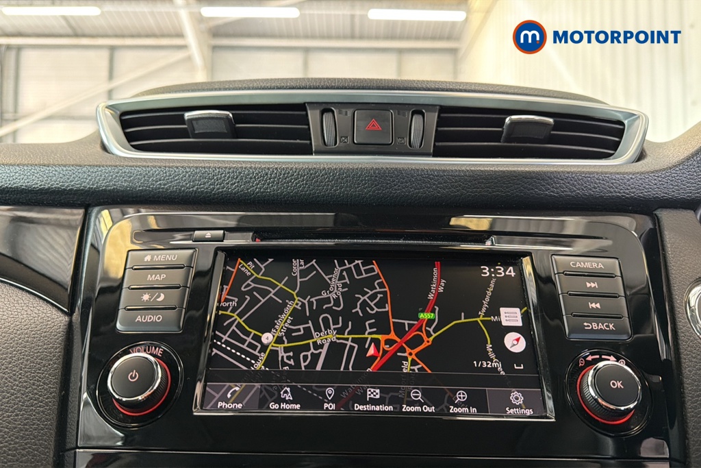 Nissan Qashqai N-Connecta Automatic Petrol SUV - Stock Number (1620646) - 9th supplementary image