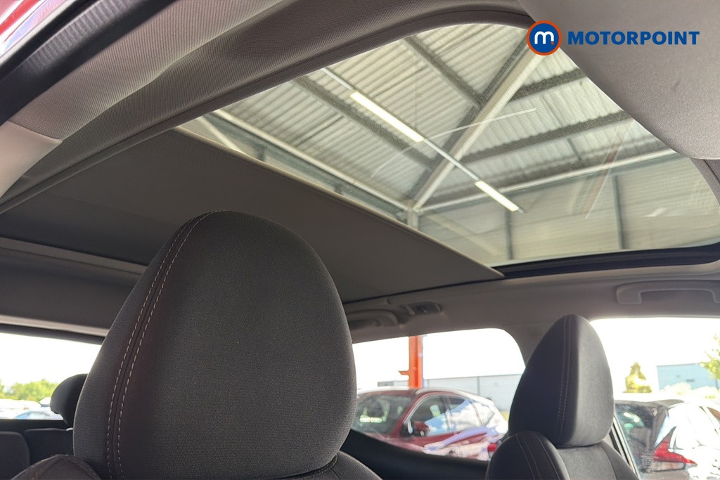 Nissan Qashqai N-Connecta Automatic Petrol SUV - Stock Number (1620646) - 20th supplementary image