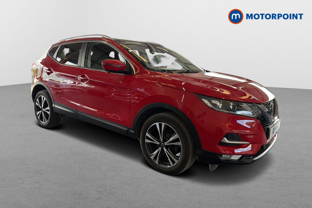 Nissan Qashqai N-Connecta Automatic Petrol SUV - Stock Number (1620646) - Drivers side front corner