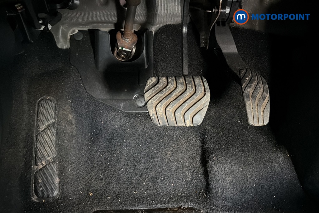 Nissan Qashqai N-Connecta Automatic Petrol SUV - Stock Number (1620646) - 24th supplementary image