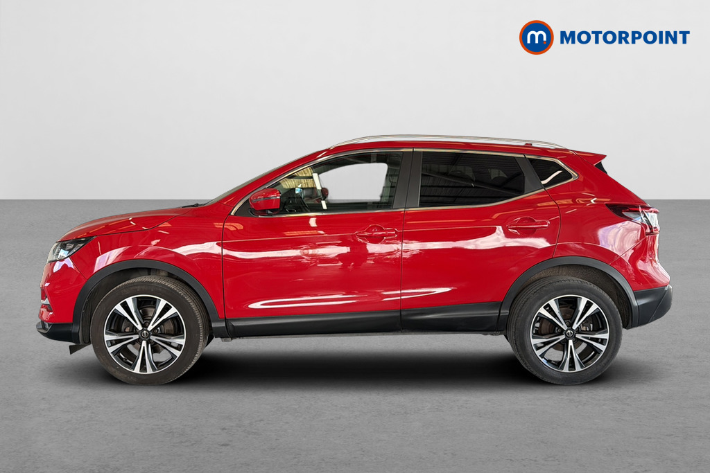 Nissan Qashqai N-Connecta Automatic Petrol SUV - Stock Number (1620646) - Drivers side