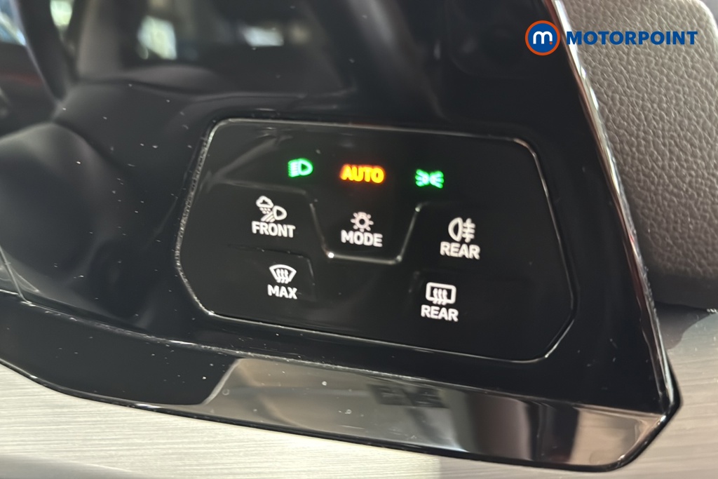 Volkswagen Golf Style Edition Manual Petrol Hatchback - Stock Number (1632959) - 11th supplementary image
