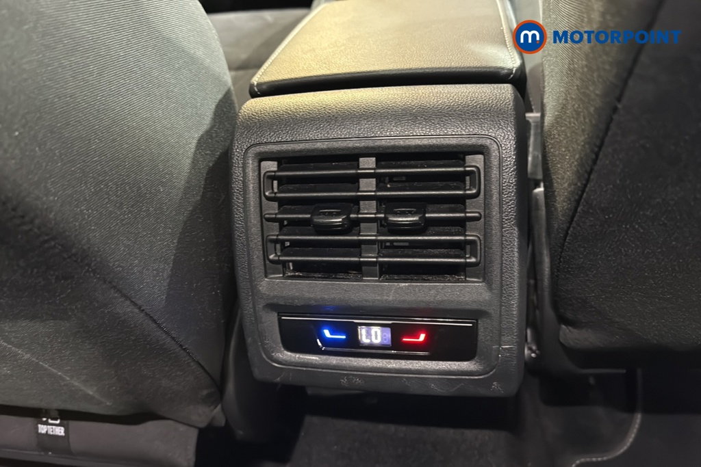 Volkswagen Golf Style Edition Manual Petrol Hatchback - Stock Number (1632959) - 28th supplementary image