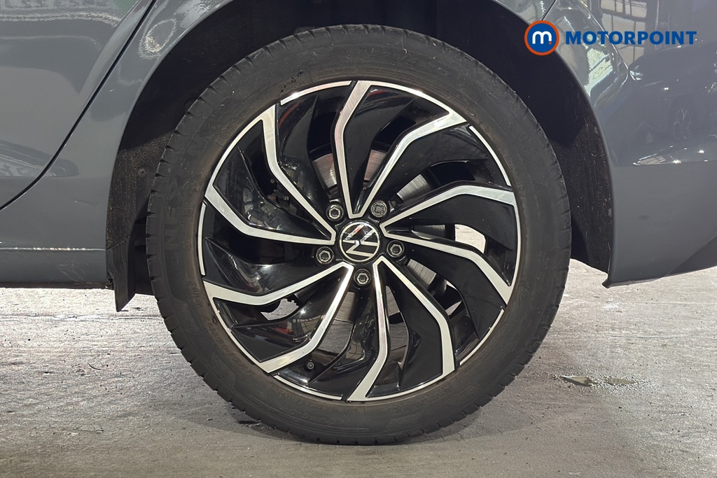 Volkswagen Golf Style Edition Manual Petrol Hatchback - Stock Number (1632959) - 45th supplementary image