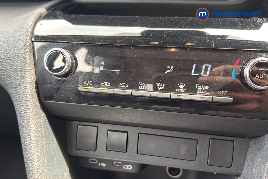 Toyota Yaris Cross Icon Automatic Petrol-Electric Hybrid Estate - Stock Number (1635360) - 12th supplementary image