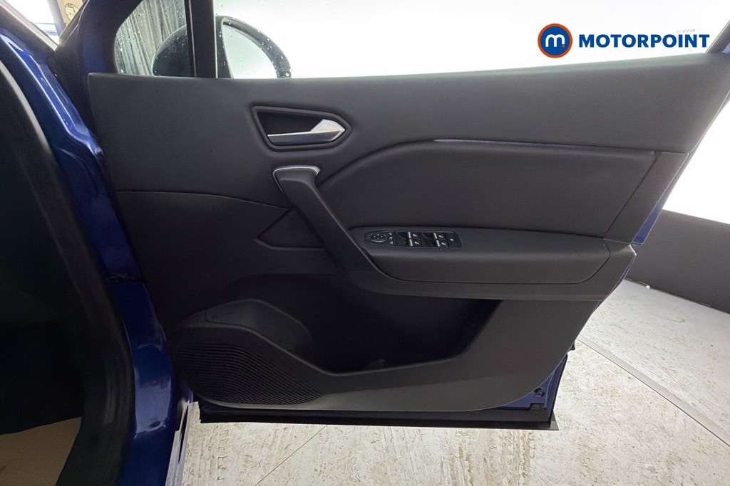 Renault Captur S Edition Automatic Petrol SUV - Stock Number (1635594) - 19th supplementary image