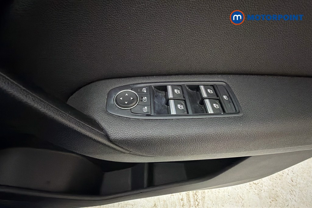 Renault Captur S Edition Automatic Petrol SUV - Stock Number (1635594) - 20th supplementary image