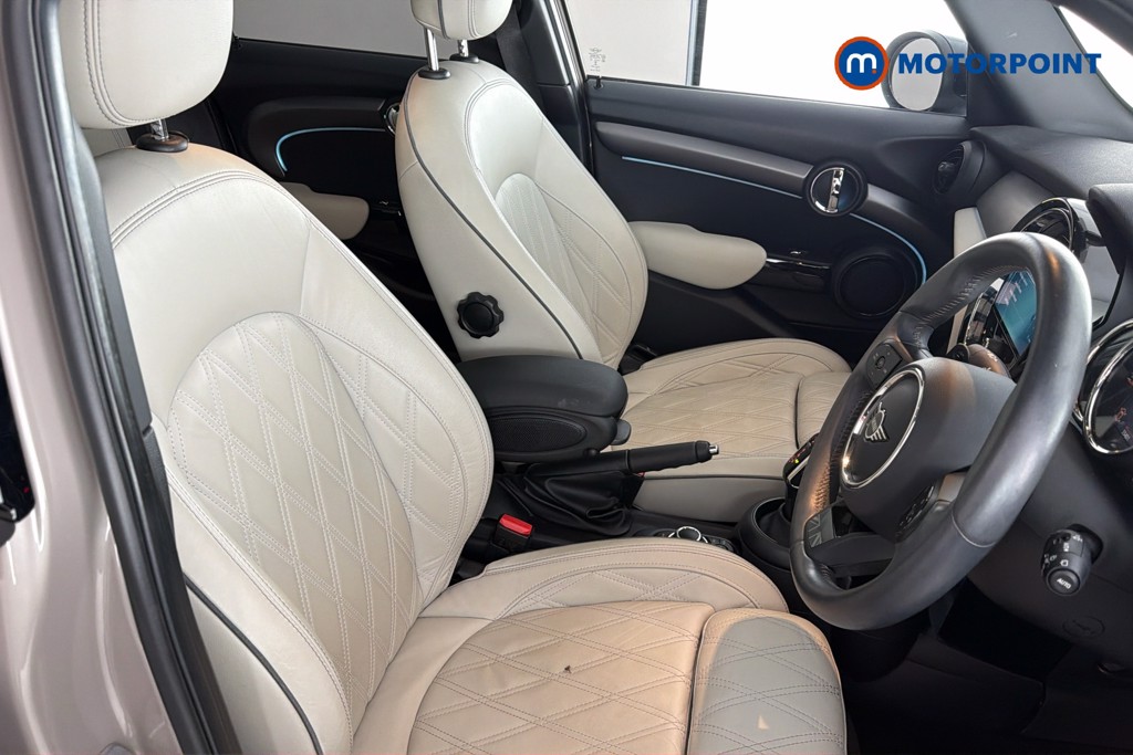 Mini Hatchback Cooper S Exclusive Automatic Petrol Hatchback - Stock Number (1635945) - 22nd supplementary image
