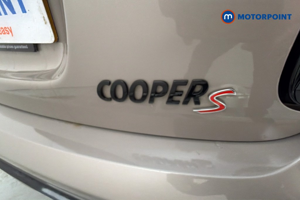 Mini Hatchback Cooper S Exclusive Automatic Petrol Hatchback - Stock Number (1635945) - 37th supplementary image