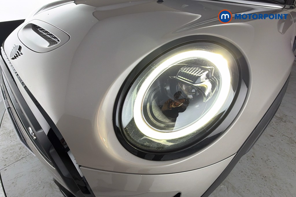 Mini Hatchback Cooper S Exclusive Automatic Petrol Hatchback - Stock Number (1635945) - 44th supplementary image