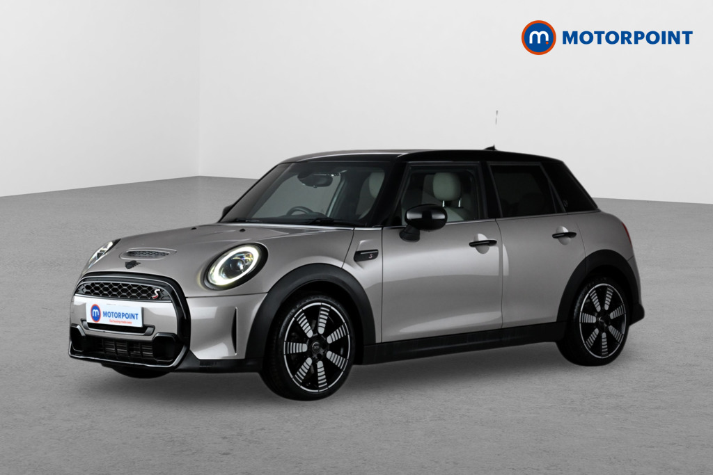 Mini Hatchback Cooper S Exclusive Automatic Petrol Hatchback - Stock Number (1635945) - Passenger side front corner