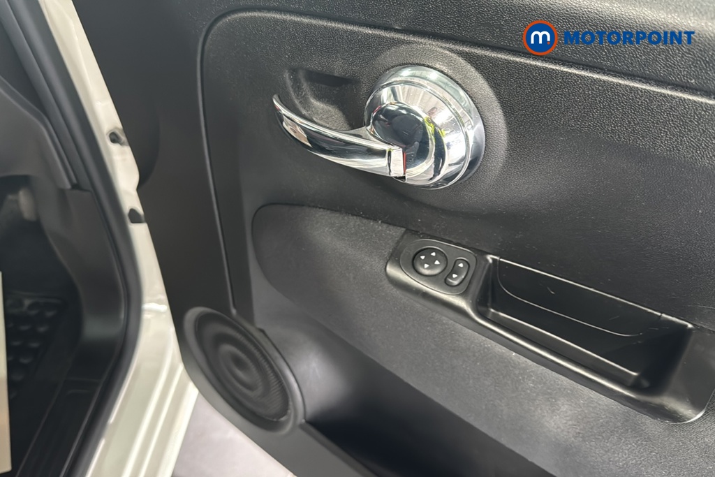 Fiat 500 RED Manual Petrol Hatchback - Stock Number (1636199) - 19th supplementary image
