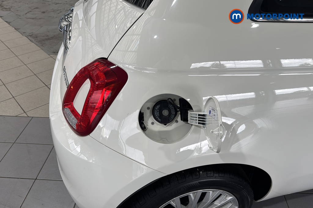 Fiat 500 RED Manual Petrol Hatchback - Stock Number (1636199) - 41st supplementary image
