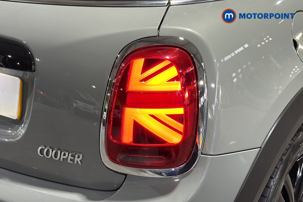 Mini Hatchback Cooper Sport Automatic Petrol Hatchback - Stock Number (1636357) - 36th supplementary image