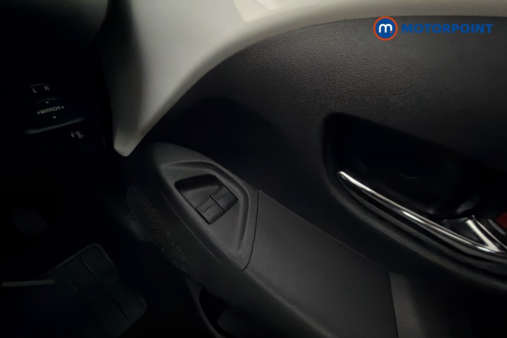 Toyota Aygo X-Play Manual Petrol Hatchback - Stock Number (1636610) - 20th supplementary image