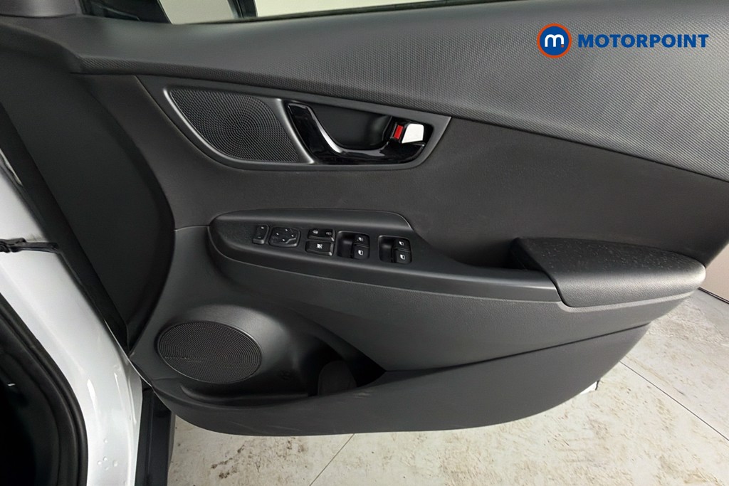 Hyundai Kona Premium Automatic Petrol-Electric Hybrid SUV - Stock Number (1639681) - 19th supplementary image