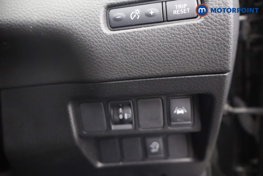 Nissan Qashqai Acenta Premium Manual Petrol SUV - Stock Number (1639688) - 15th supplementary image