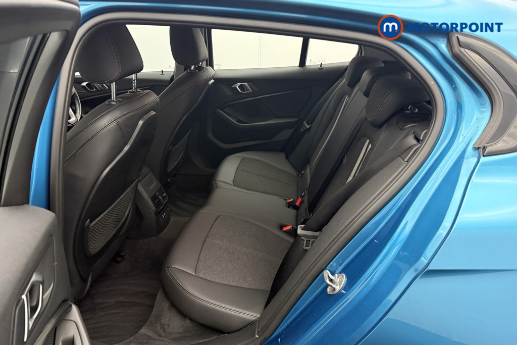 BMW 1 Series Sport Manual Diesel Hatchback - Stock Number (1640108) - 4th supplementary image
