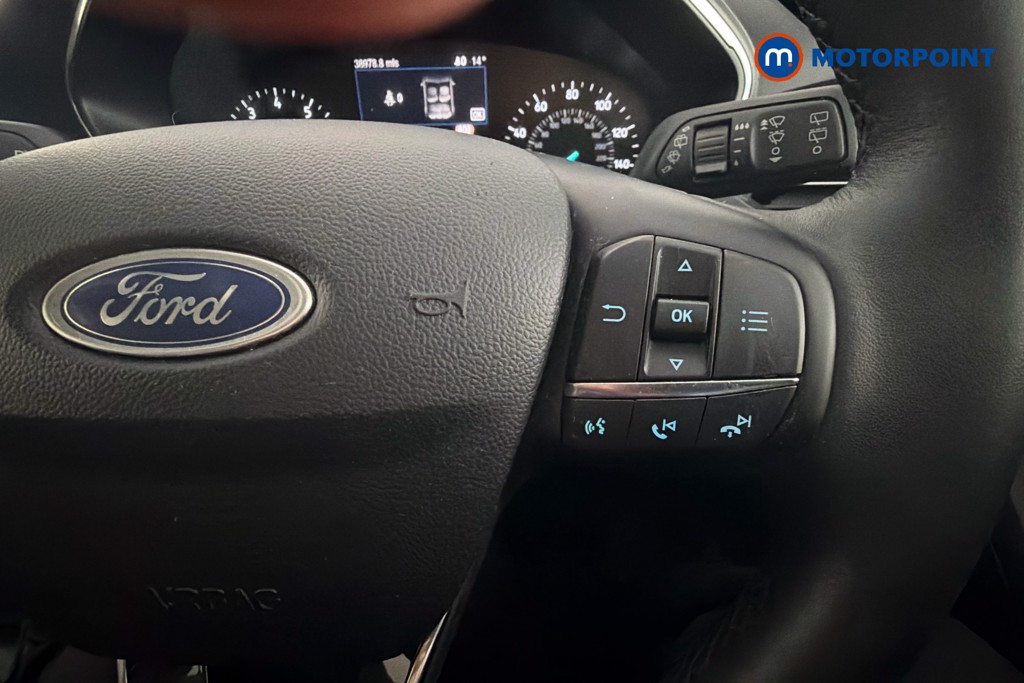 Ford Focus Titanium Manual Petrol Hatchback - Stock Number (1640470) - 4th supplementary image