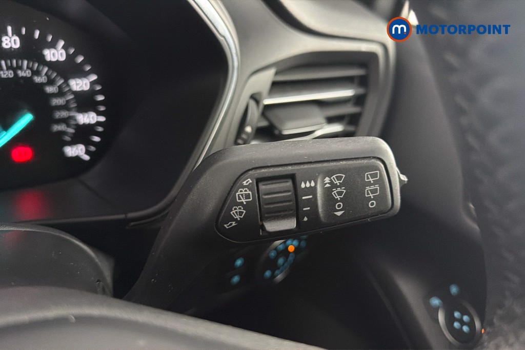 Ford Focus Titanium Manual Petrol Hatchback - Stock Number (1640470) - 7th supplementary image