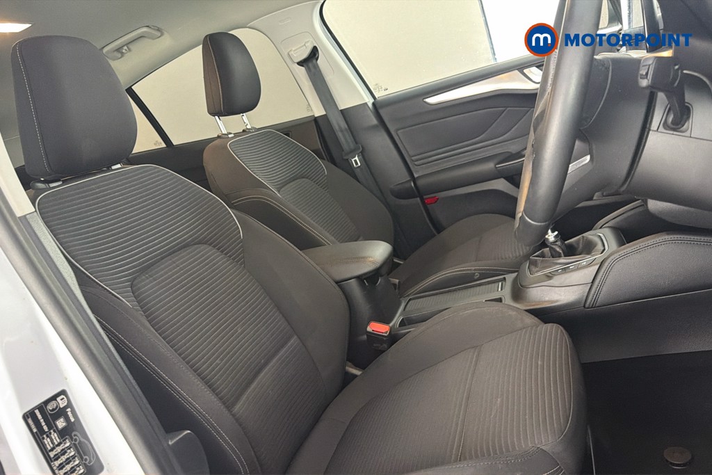 Ford Focus Titanium Manual Petrol Hatchback - Stock Number (1640470) - 22nd supplementary image