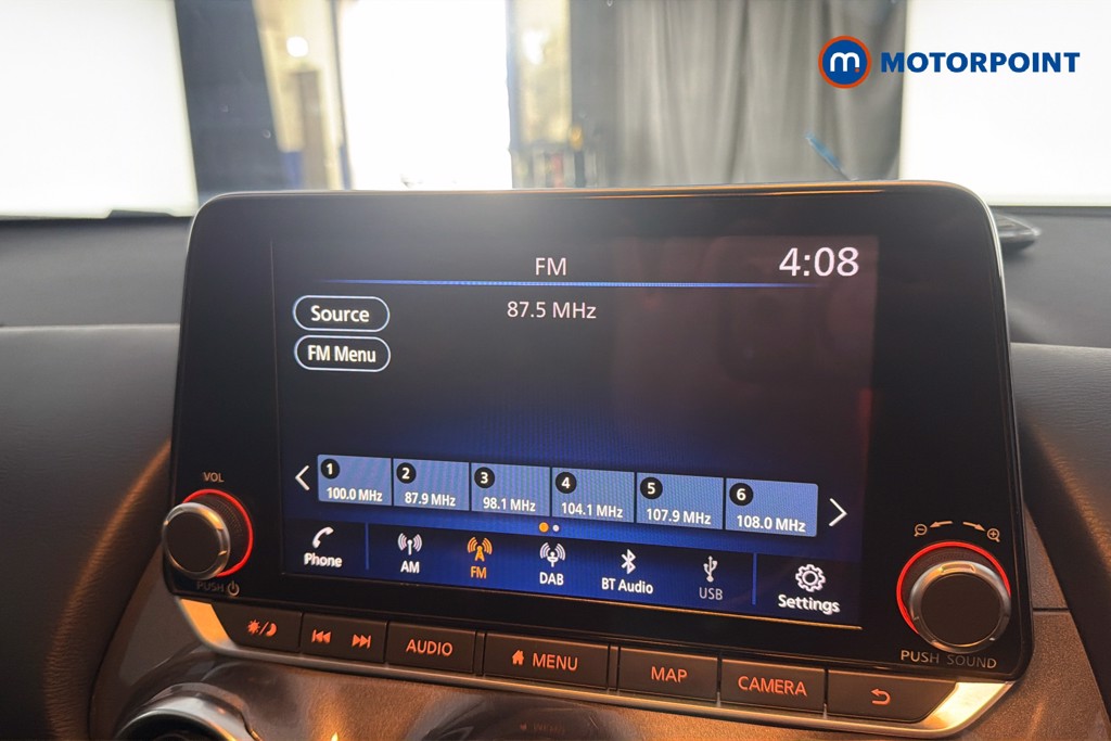 Nissan Juke N-Connecta Manual Petrol SUV - Stock Number (1642359) - 9th supplementary image