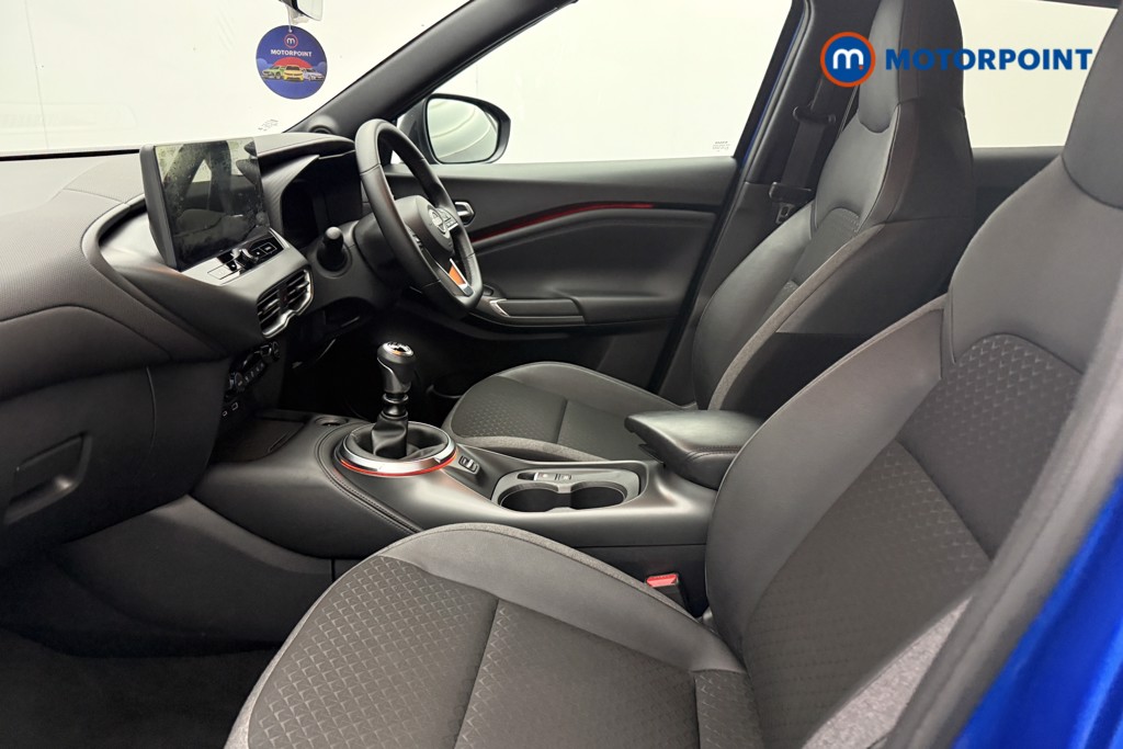 Nissan Juke N-Connecta Manual Petrol SUV - Stock Number (1642396) - 4th supplementary image