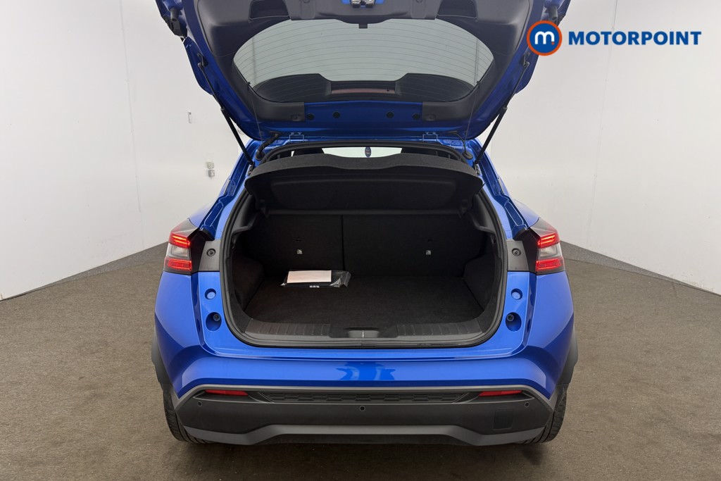 Nissan Juke N-Connecta Manual Petrol SUV - Stock Number (1642396) - 8th supplementary image