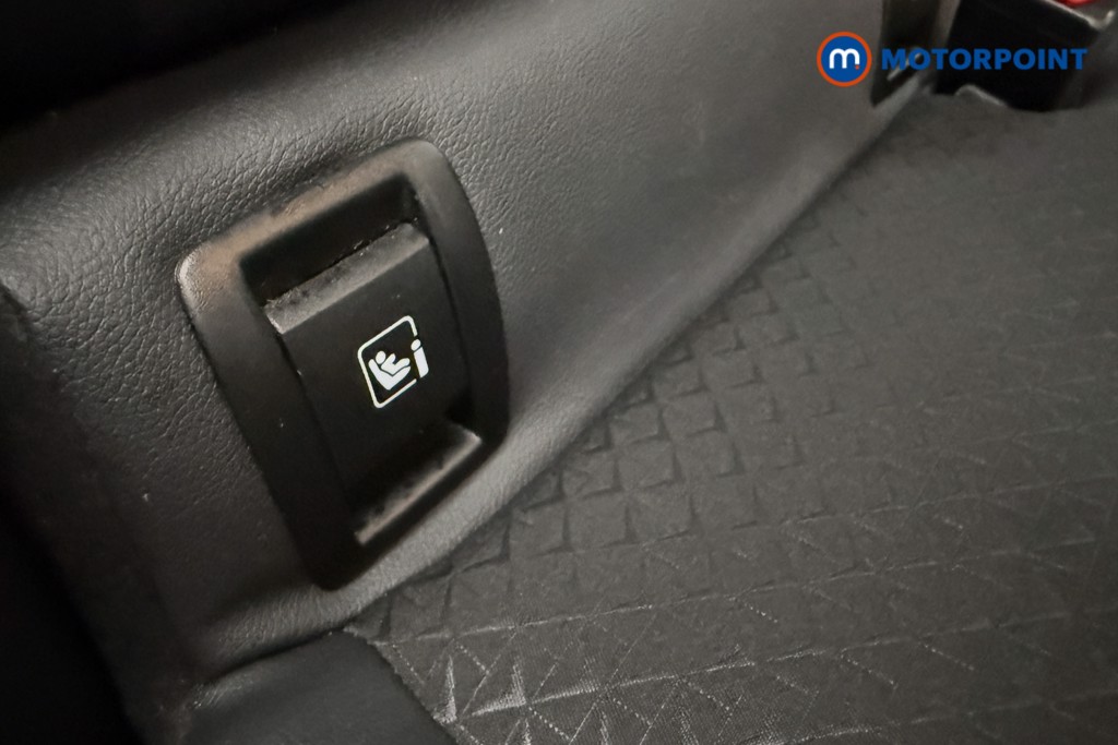 Nissan Juke N-Connecta Manual Petrol SUV - Stock Number (1642396) - 13th supplementary image