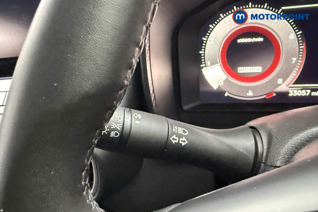 Nissan Juke N-Connecta Manual Petrol SUV - Stock Number (1642396) - 38th supplementary image