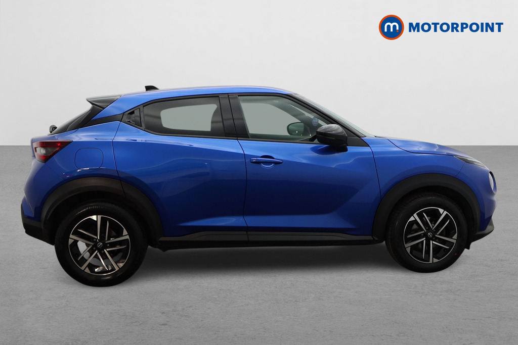Nissan Juke N-Connecta Manual Petrol SUV - Stock Number (1642396) - Drivers side
