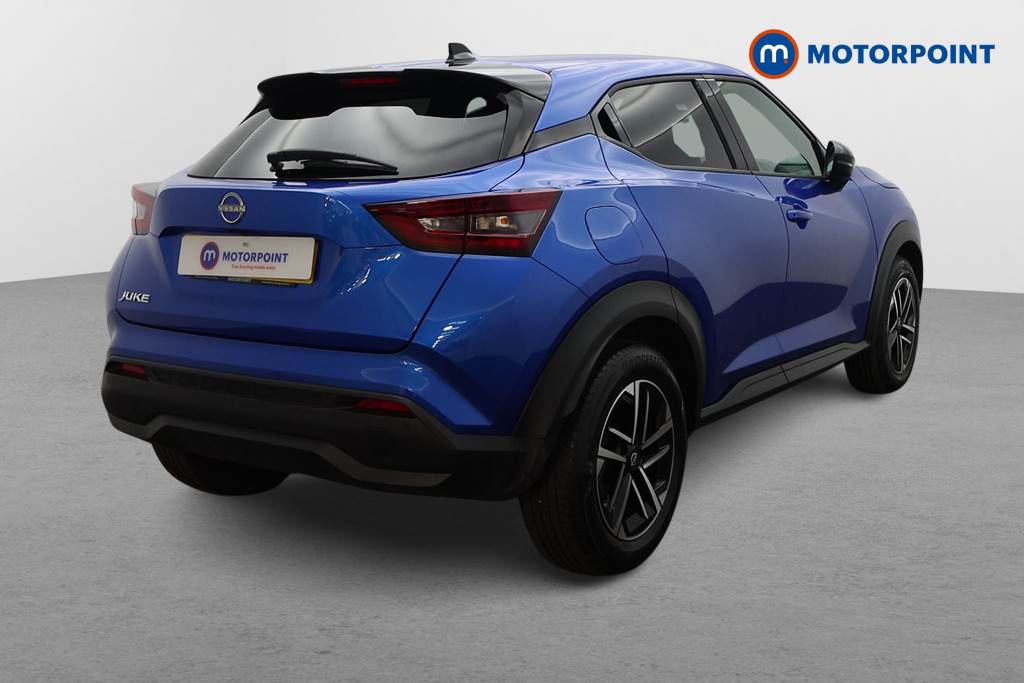Nissan Juke N-Connecta Manual Petrol SUV - Stock Number (1642396) - Drivers side rear corner