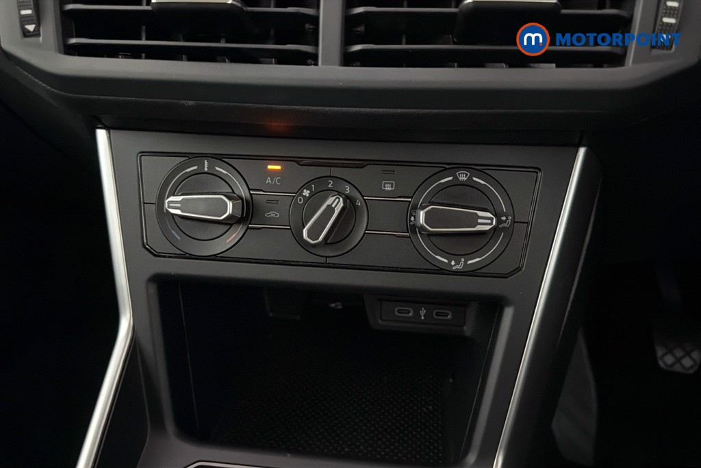 Volkswagen Polo Life Manual Petrol Hatchback - Stock Number (1644270) - 12th supplementary image
